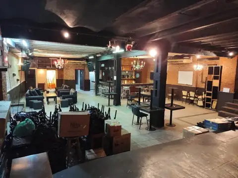 LOCAL COMERCIAL ESPACIO GASTRONOMICO Y DE EVENTOS MONSERRAT