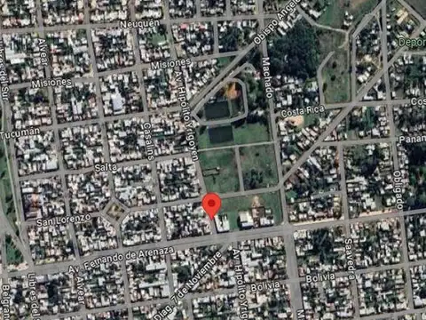 Avenida Hipólito Yrigoyen e/ Avenida Fernando de Arenaza y San Lorenzo