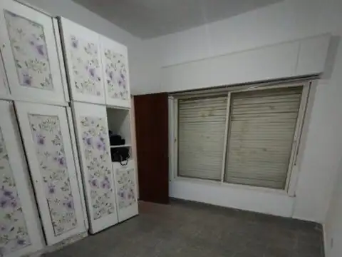 ALQUILER  PH 2 AMB.CON PATIO VILLA SARMIENTO