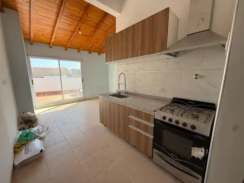 Departamento 3 Amb. con Terraza Propia – Centro V.Adelina