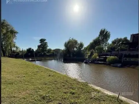 Lote al rio barrio el Barrio El Canal