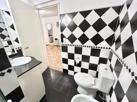 BARTOLOME MITRE 3700