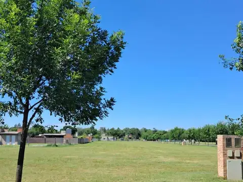 Terreno en Venta Sobre avenida - ideal