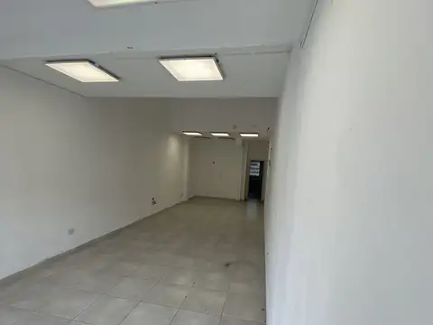 Local en Alquiler en San Miguel, $ 2.500.000