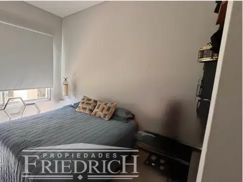 Casa en Venta con 8 cocheras