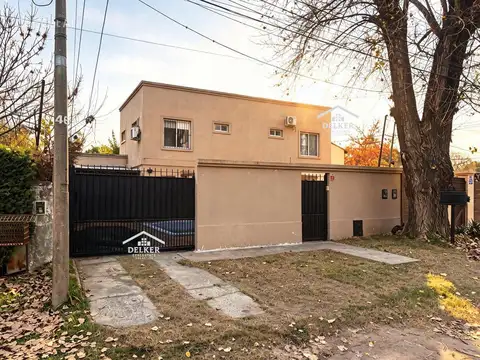 Casa 4 ambientes con 2 baños
