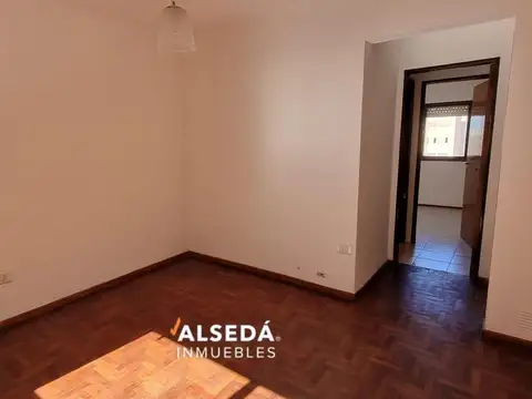 Departamento en Alquiler en Martin, $ 400.000