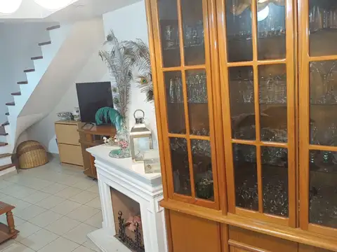 Casa 7 ambientes con 3 baños