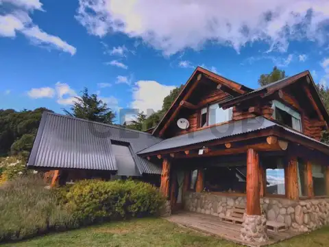 VENTA CASA SAN MARTIN DE LOS ANDES . BARRIO FALDEOS DE CHAPELCO