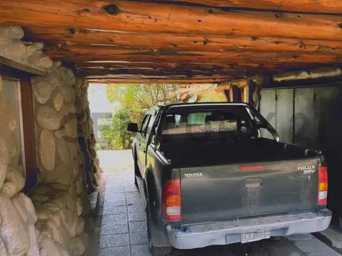 VENTA CASA SAN MARTIN DE LOS ANDES . BARRIO FALDEOS DE CHAPELCO