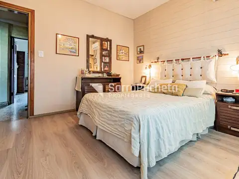 Casa 4 ambientes con 1 baño