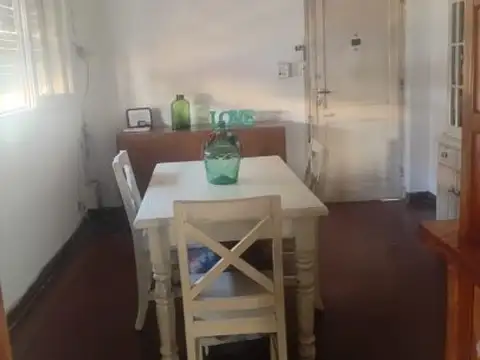 CASA ESTILO AMERICANA CASTELAR APTO CRÉDITO