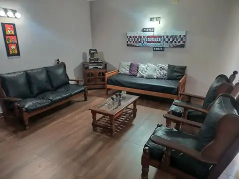 Depto Tipo Casa en Venta 47 años