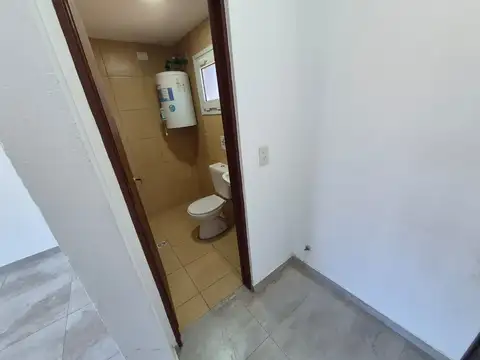 Local en Alquiler en Dina Huapi, $ 700.000