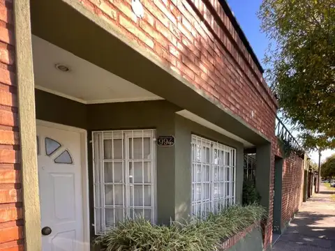 Amuchastegui 900