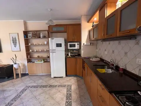 Amuchastegui 900