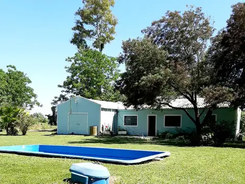 Casa 5 ambientes con 4 baños