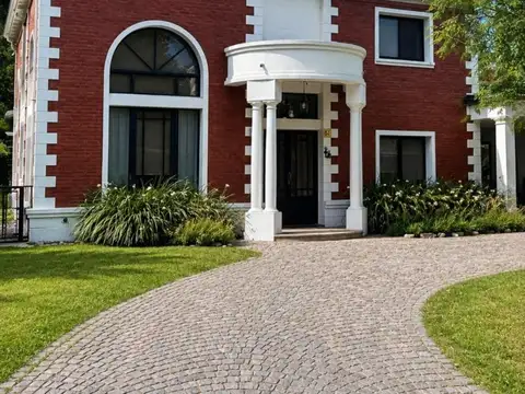 Casa en venta Campos de Alvarez 5 ambientes