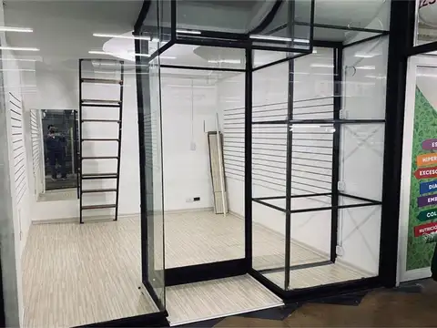 Local en Venta 60 años