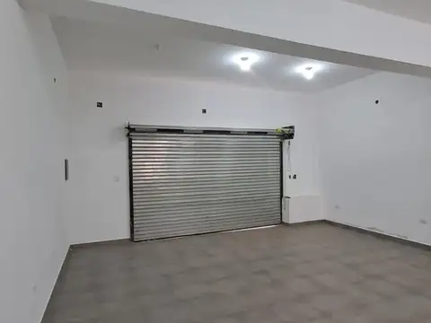 LOCAL COMERCIAL SOBRE CALLE CORNEJO  EN GRAL.GUEMES