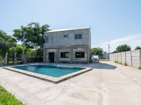 QUINTA CON PILETA Y GRAN TERRENO | ARROYO LEYES 