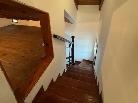 ALQUILER DE DUPLEX A LA CALLE EN COMPLEJO - VILLA SARMIENTO