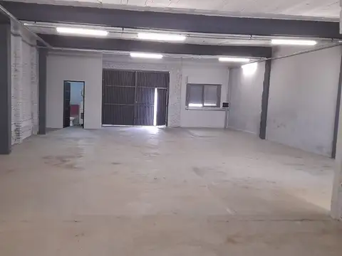 Galpón en Venta en Triangulo, Rosario