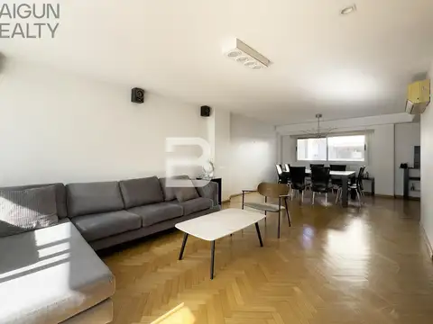 Duplex 4 ambientes y escritorio con cochera fija en venta en Palermo