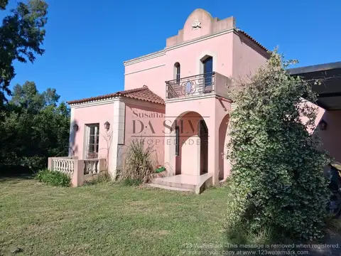 Casa con encanto y detalles únicos! En Club de Campo El Moro