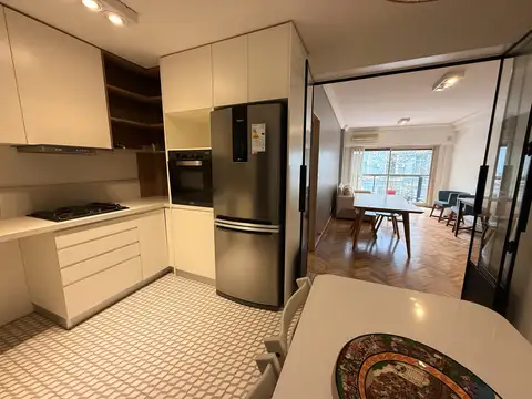 VENTA DEPARTAMENTO 4 AMBIENTES CON DEPENDENCIA Y COCHERA. PALERMO