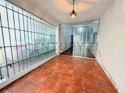 Juan de Salazar 800, Piso 0