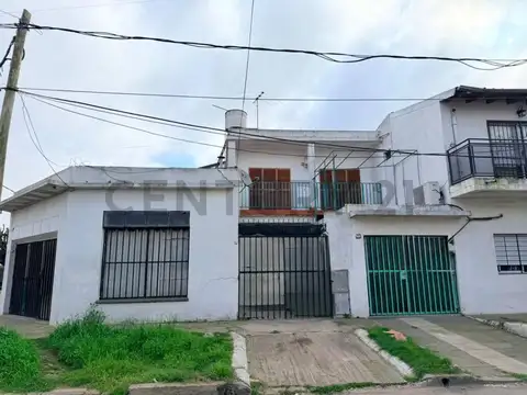 VENTA PH 3 AMBIENTES VILLA TESEI COCHERA TERRAZA ACCESO OESTE