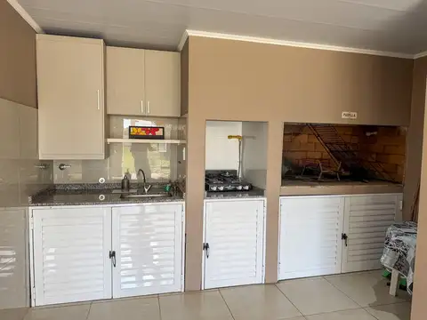 Casa quinta moderna en Susana