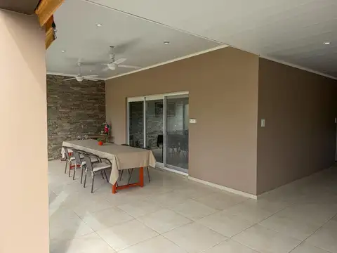 Quinta en Venta en Susana, USD 215.000