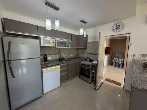 Avellaneda 805 (Susana)