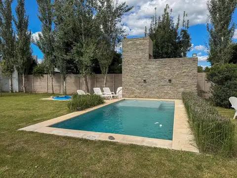 Quinta en Venta en Susana, USD 215.000