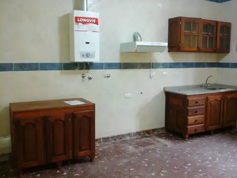 Casa 3 ambientes con 1 baño