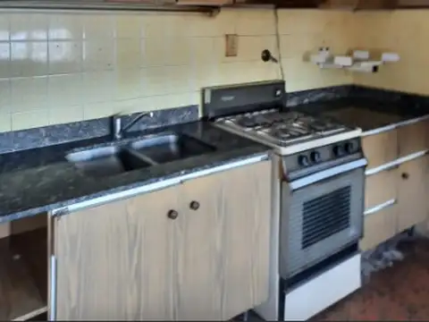 Depto Tipo Casa 3 ambientes con 1 baño