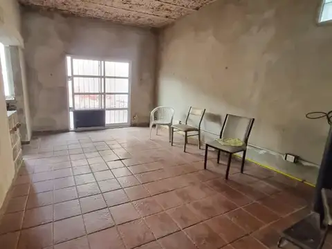 Depto Tipo Casa en Venta en Centro, USD 125.000