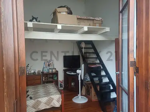 Depto Tipo Casa en Venta de 7 ambientes