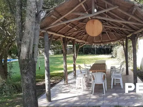 Quinta en Venta de 2 dormitorios