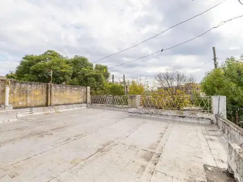 Depto Tipo Casa en Venta 60 años