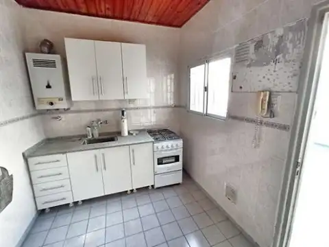 Depto Tipo Casa en Venta de 4 ambientes