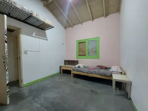 Venta casa 4 ambientes Martínez a refaccionar