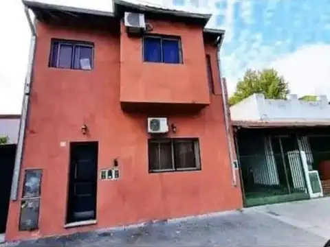 PH en venta - 4 Dormitorios 2 Baños - 144Mts2 - San Martín