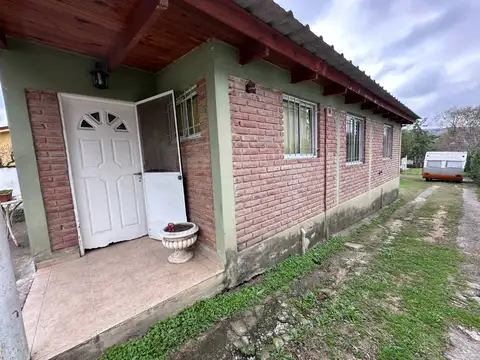 VENTA CASA TANTI - DOS DORMITORIOS 