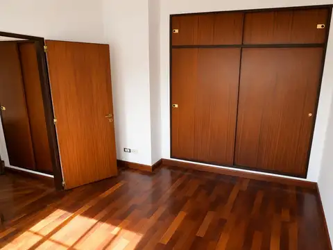 Departamento en Alquiler en Villa Pueyrredon, $ 1.700.000