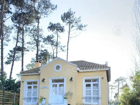 Venta casa 5 dormitorios. Montoya, la barra. 