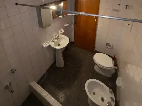 Local en Alquiler en Caseros, $ 1.999.999