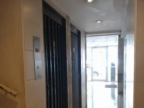 DEPARTAMENTO DOS AMBIENTES CON COCHERA EN ALQUILER PERMANENT